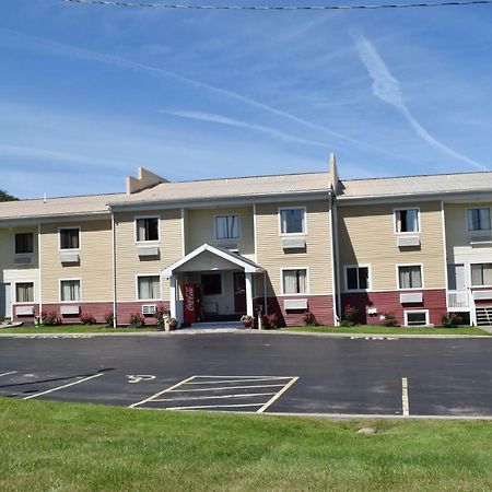 Ontario Center Budget Inn Ontario מראה חיצוני תמונה